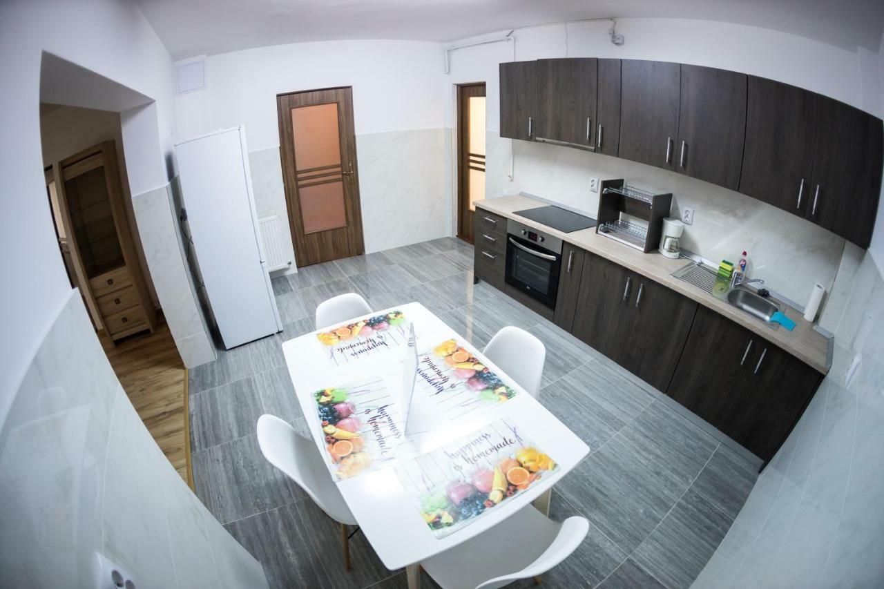 Travel Homzzz Apartments Târgu-Mureş المظهر الخارجي الصورة