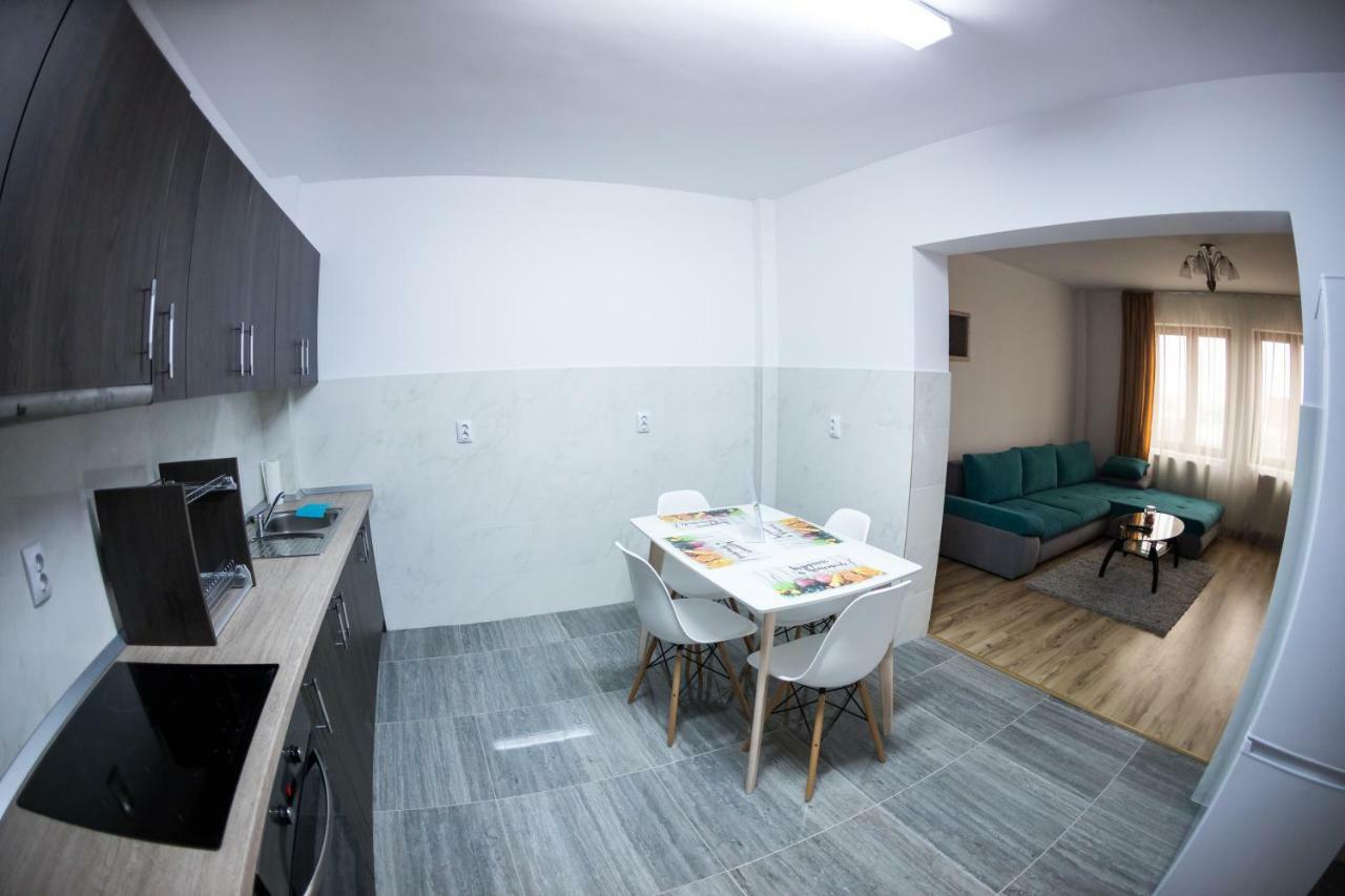 Travel Homzzz Apartments Târgu-Mureş المظهر الخارجي الصورة